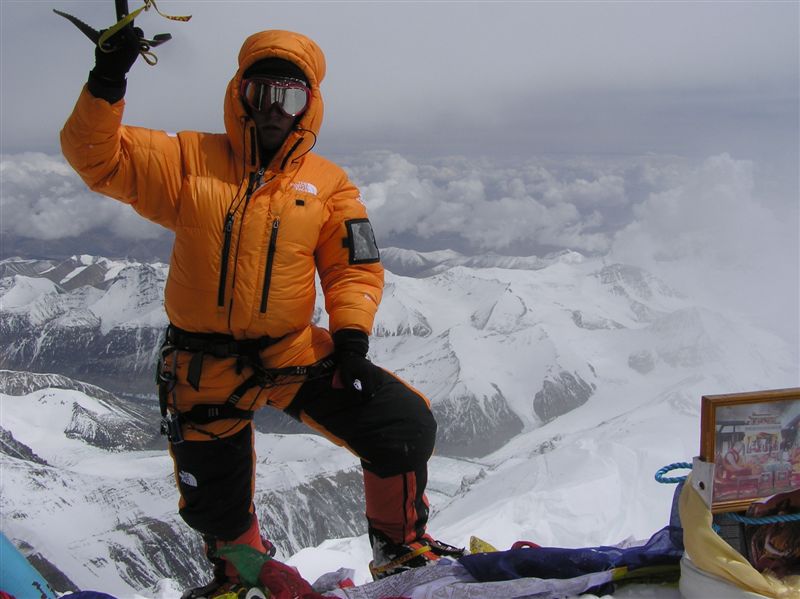 Mt_Everest_2006.JPG