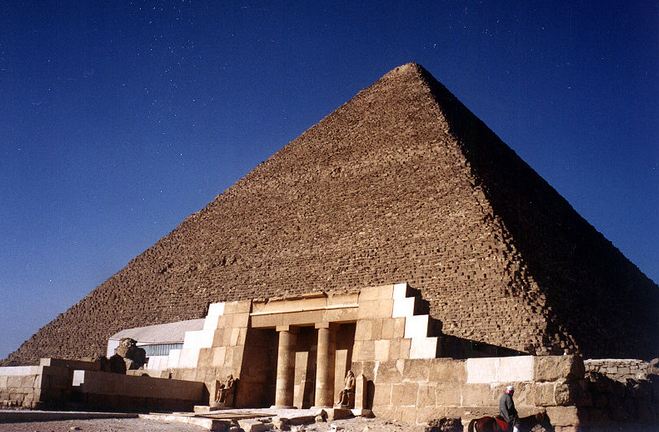 piramida.JPG