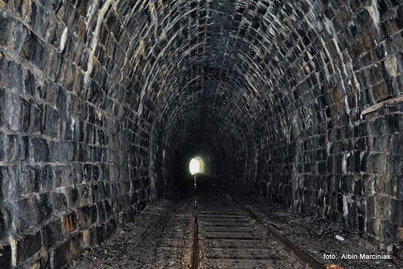 tunel_kolejowy_zoty_pocig__5.JPG