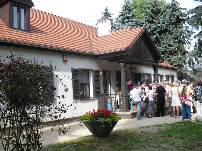 P1000918-2.JPG