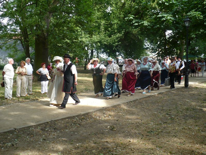 P1000921-2.JPG