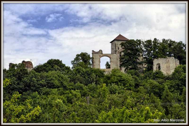 ZamekTenczynZamekRudnowTenczynku(2).jpg