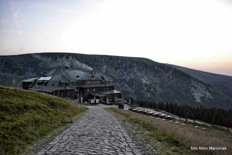 StrzechaAkademickaKarkonosze(2).jpg