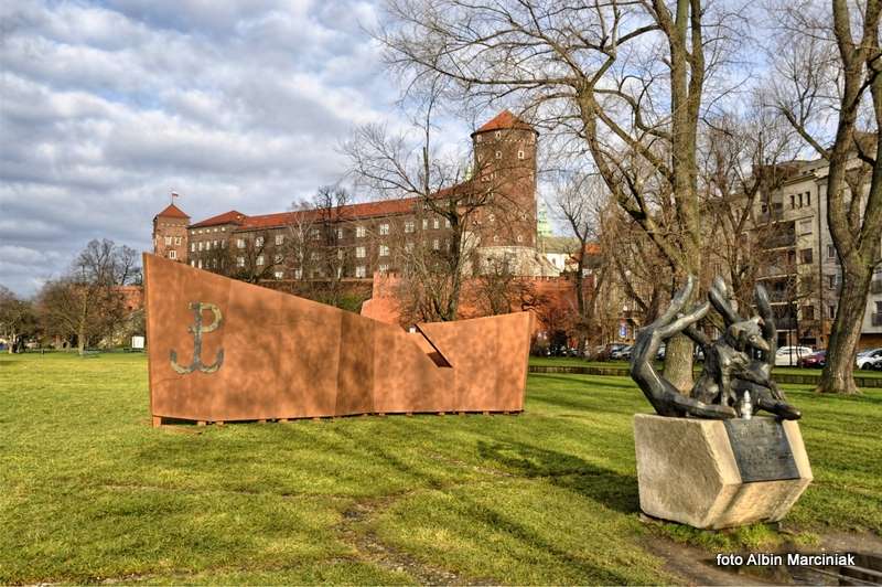 Pomnik AK w Krakowie 1