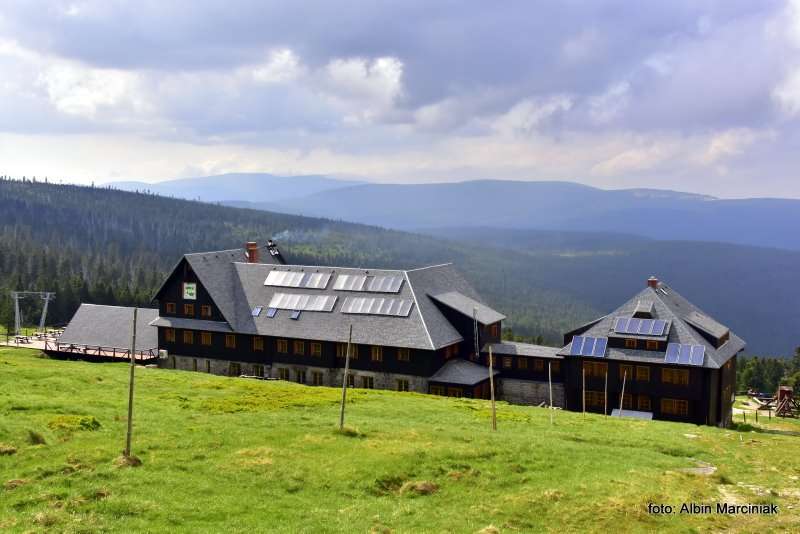 schronisko na Hali Szrenickiej 15