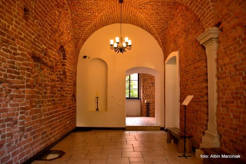 Pocysterski Zespół Klasztorno Pałacowy w Rudach 7