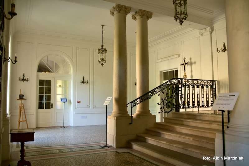 Pocysterski Zespół Klasztorno Pałacowy w Rudach 9