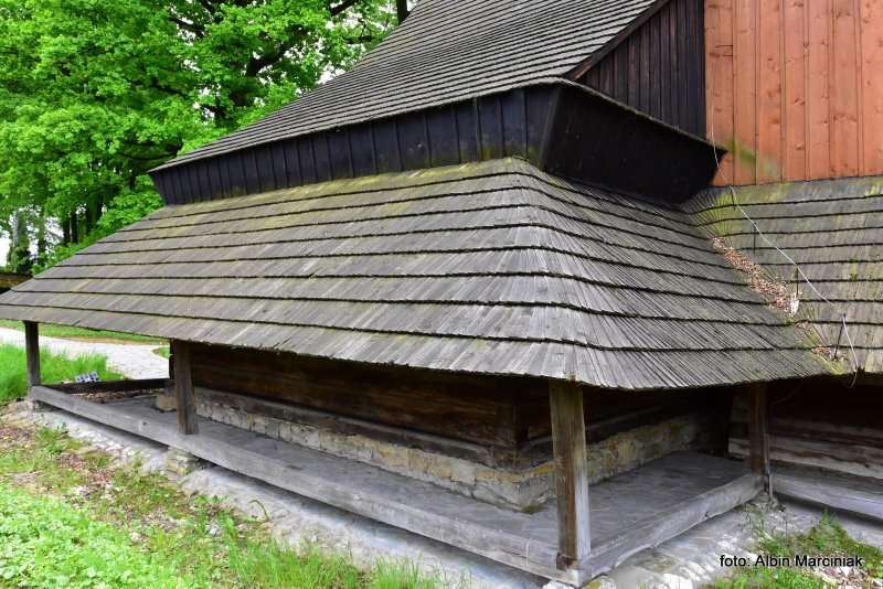 Kosciol Andrzeja Apostola z XVI w w Osieku 12