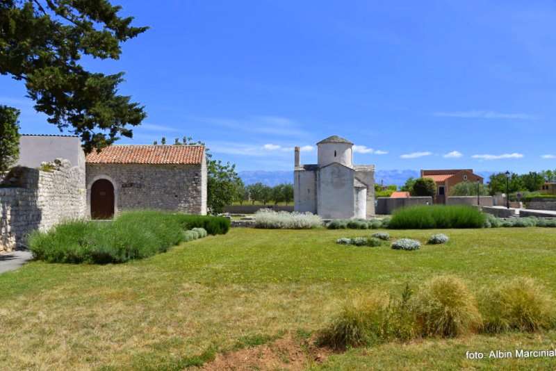 najmniejsza katedra świata Nin w Chorwacji 7