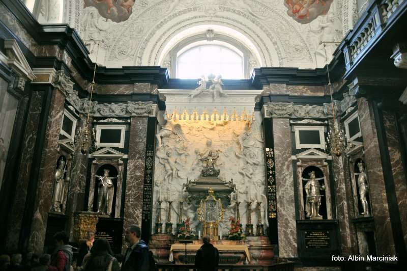 Bazylika archikatedralna w Wilnie na Litwie 5