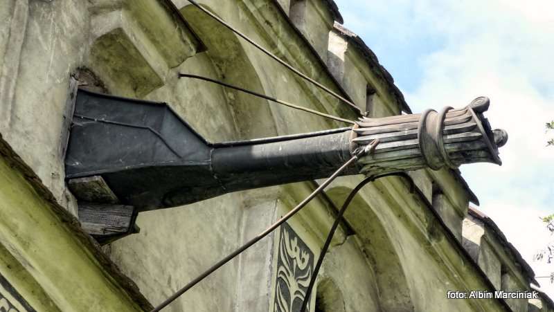 Zamek i dworek w Branicach 25