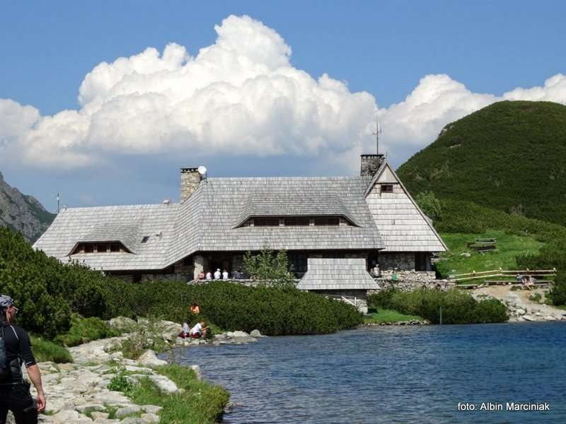 Schronisko w Dolinie Pięciu Stawów Polskich 56