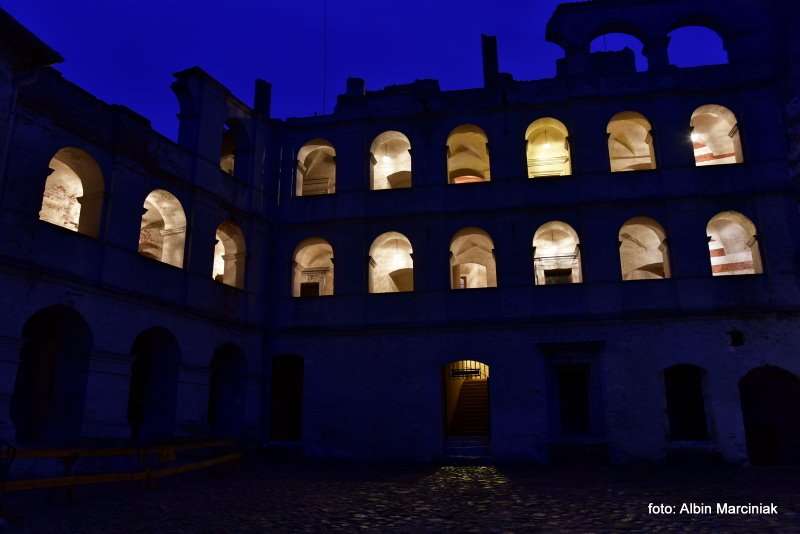 Zamek Janowiec wiosna 2019 foto Albin Marciniak 10