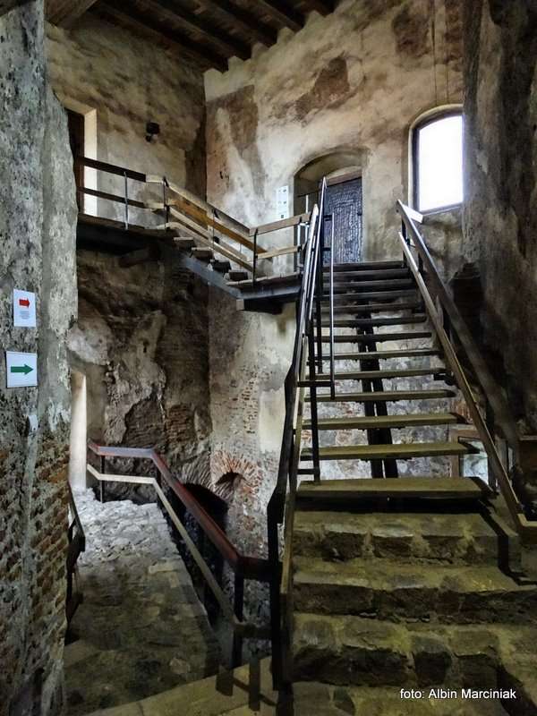 Zamek Hunedoara 25
