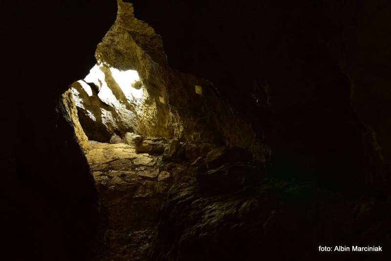 Jaskinia na Kadzielni Kielce 10