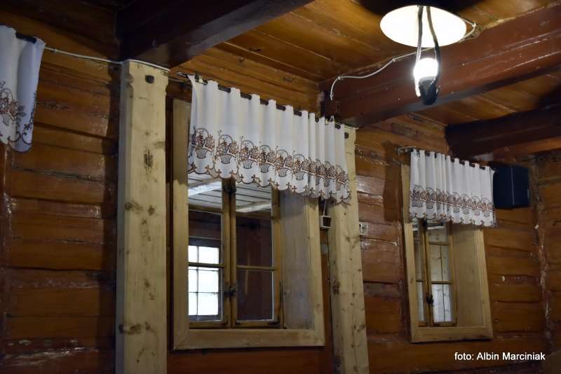 Schronisko Samotnia 12