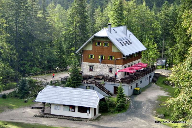 5 Aljazev Dom Slovenia Triglav 2