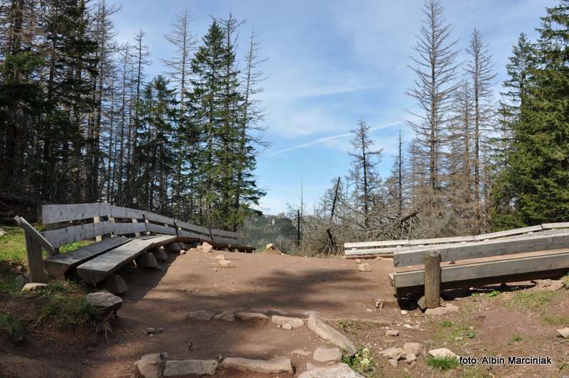 Sarnia Skała w Tatrach Zachodnich 1