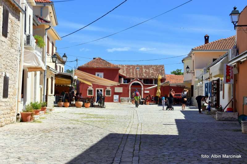 Nin romantyczne miasto w Europie 10