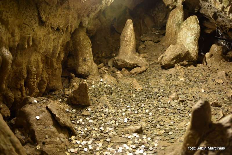 30 Jaskinia Mrozna 30