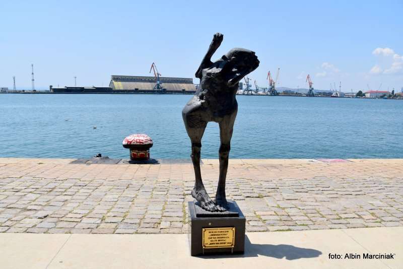 Wyspa i Klasztor św. Anastazji w Bułgarii 2