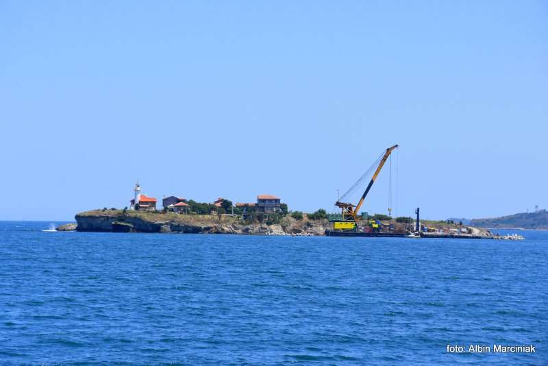 Wyspa i Klasztor św. Anastazji w Bułgarii 8