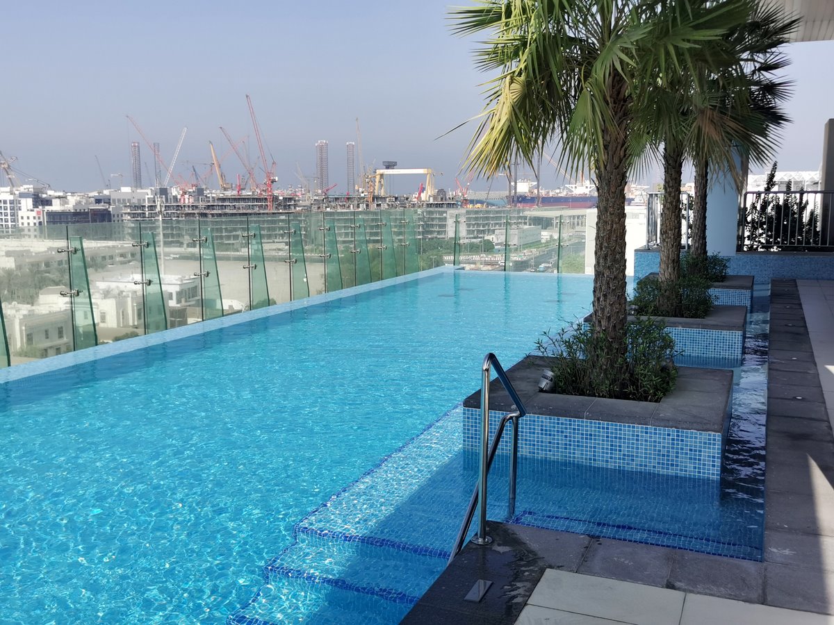 Gwałtowne załamanie ruchu do Zatoki Perskiej i Bliskiego Wschodu