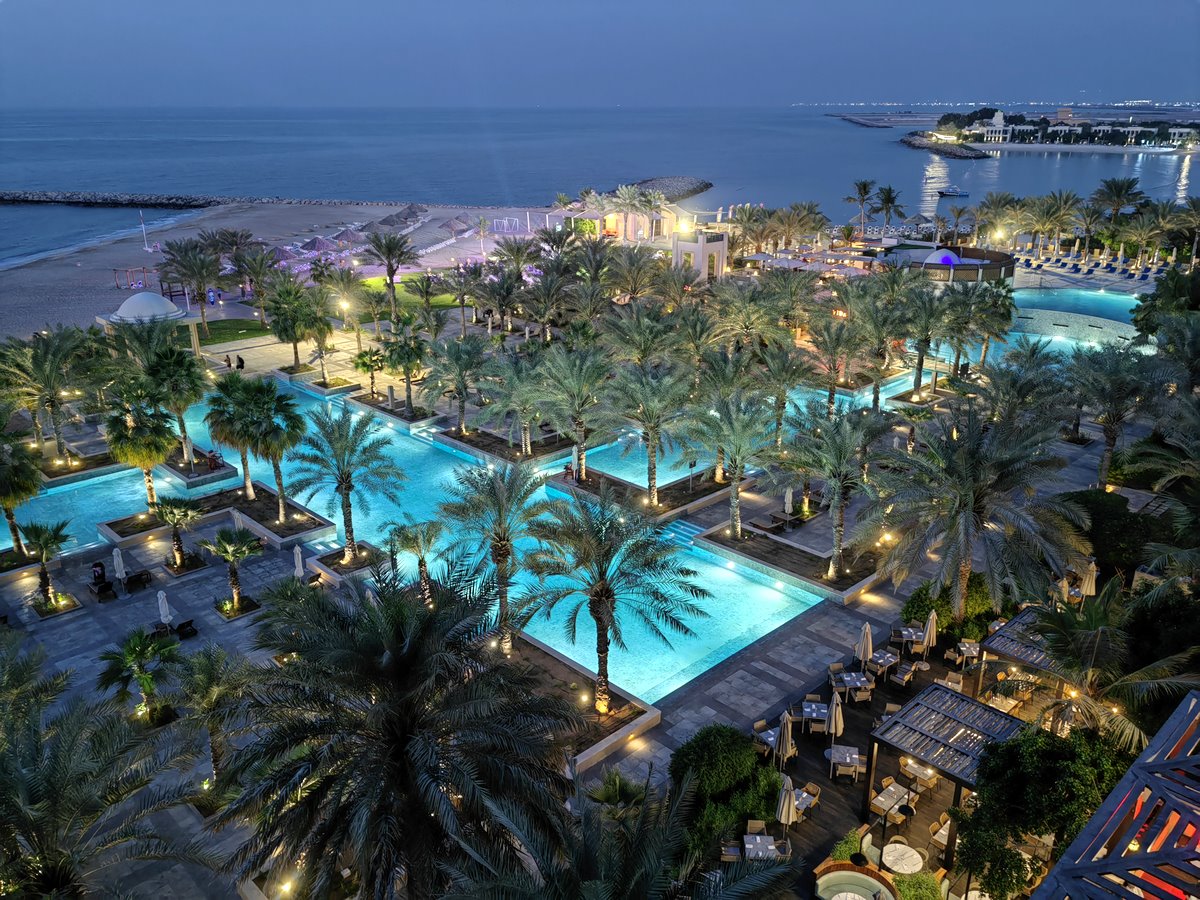 Gwałtowne załamanie ruchu do Zatoki Perskiej i Bliskiego Wschodu