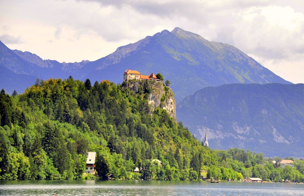 Najpiękniejsze i najciekawsze długodystansowe szlaki piesze w Słowenii