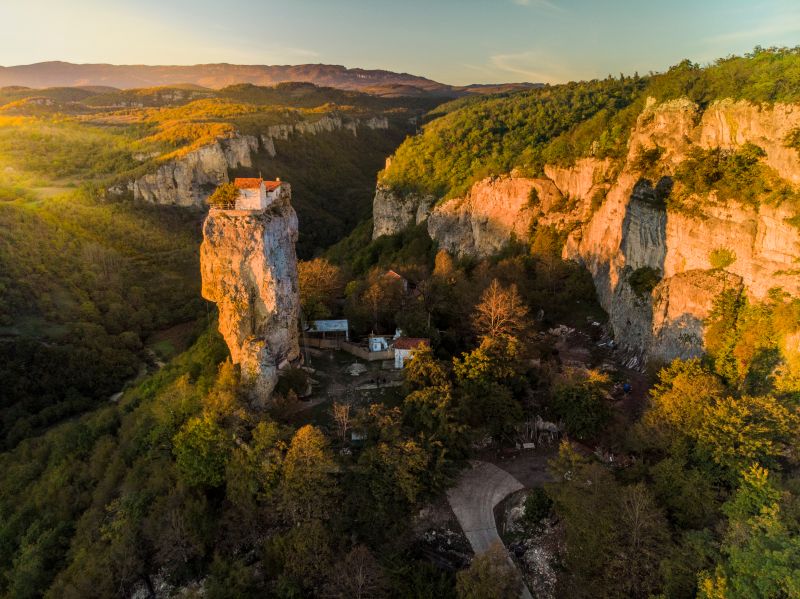 Katskhi Pillar © GNTA