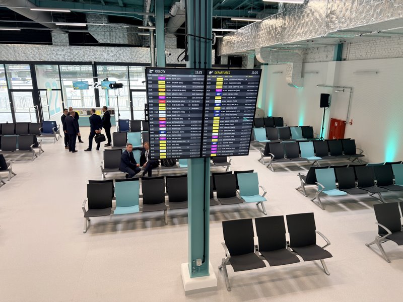 Terminal Wspierający Kraków Airport Pre-Boarding Zone Non-Schengen