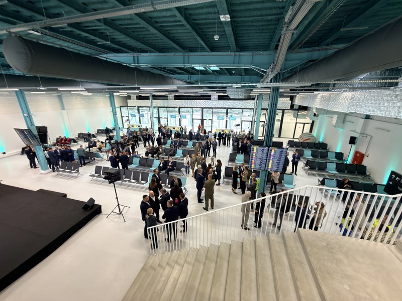 Terminal Wspierający Kraków Airport Pre-Boarding Zone Non-Schengen