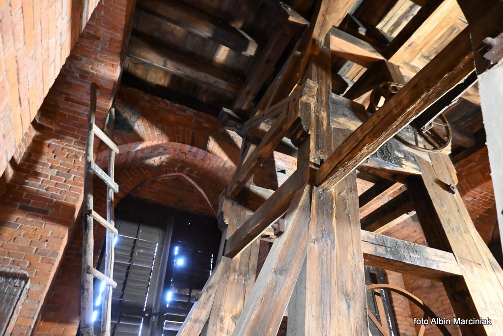 Krzywa Wieża w Ząbkowicach Śląskich