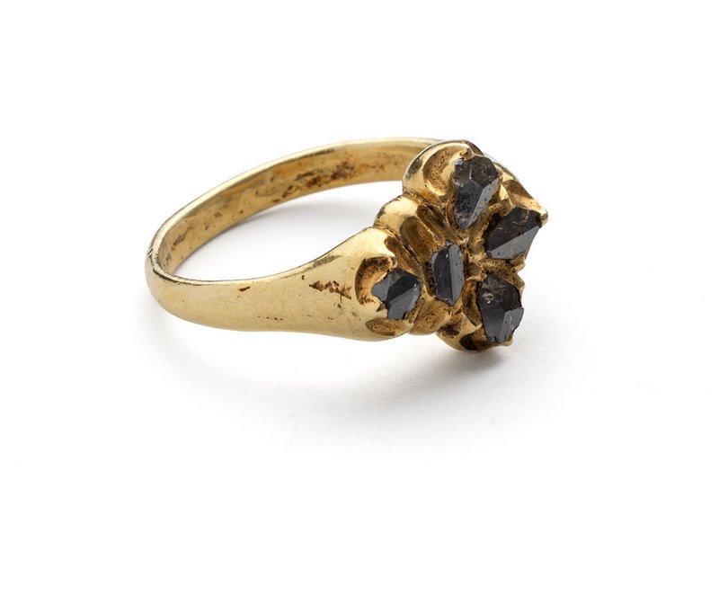 Ring-of-Elizabeth-of-Habsburg-photo-Gedas-Ciuzelis-Church-Heritage-Museum