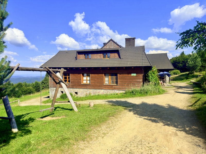 schronisko PTTK na Hali Łabowskiej w Beskidzie Sądeckim